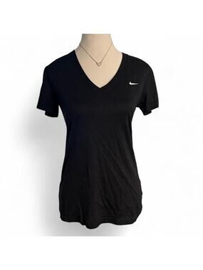 Nike black dri-fit v-neck t-shirt Size S Y2K Activewear
